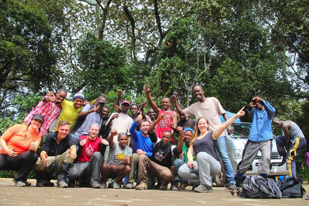 kilimanjaro-wandern (5) Abschiedsfoto mit der ganzen Gruppe