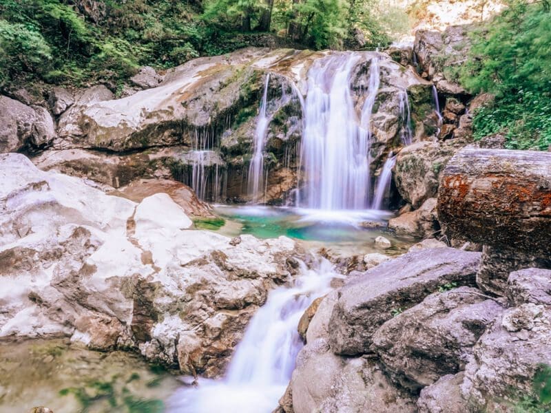 Wanderung durch die Pöllatschlucht