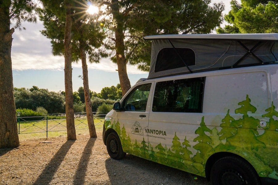 Van von Vantopia mit Aufstelldach