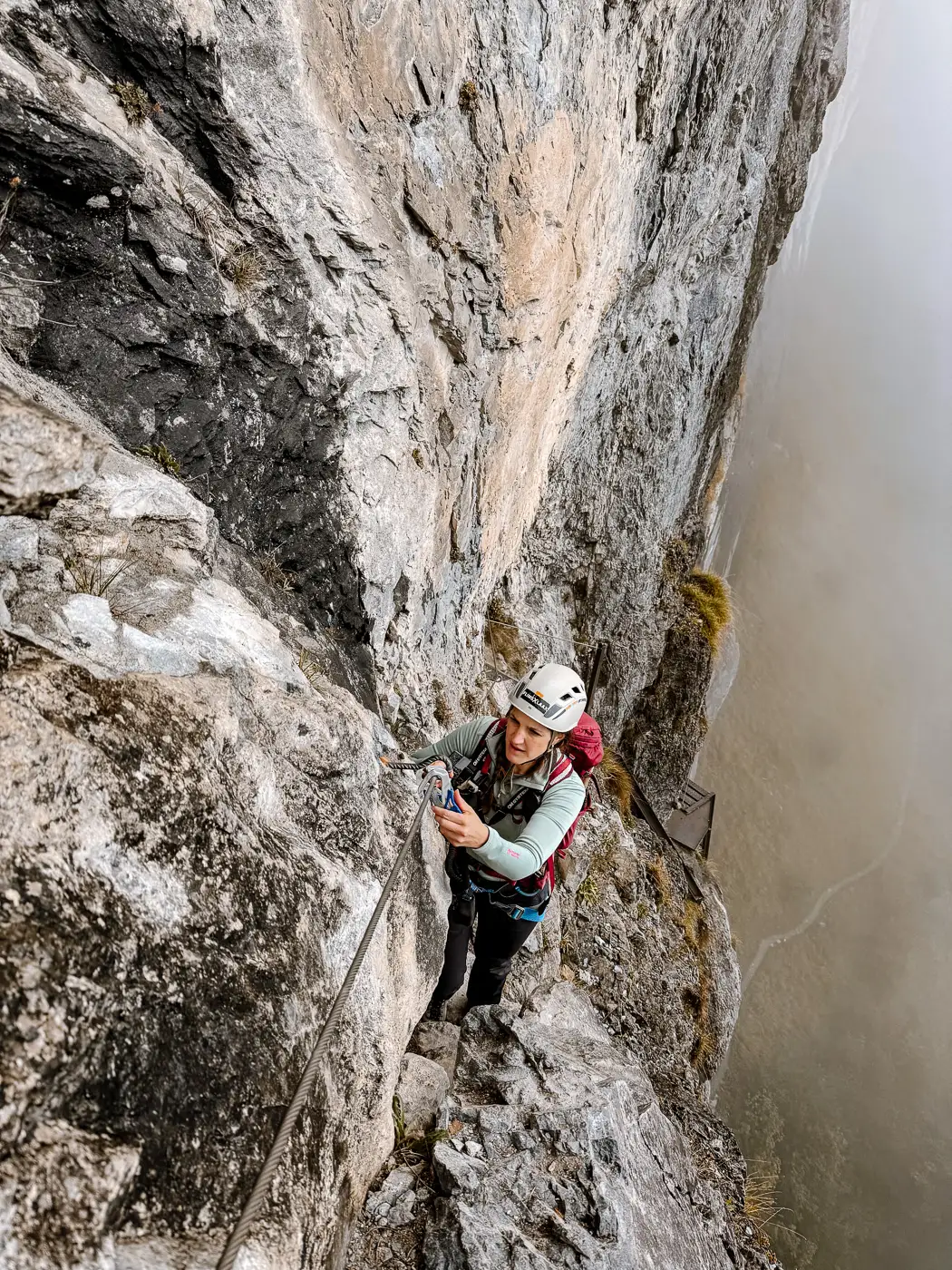 2025-10-01-Pinut-Klettersteig13 ich im Klettersteig