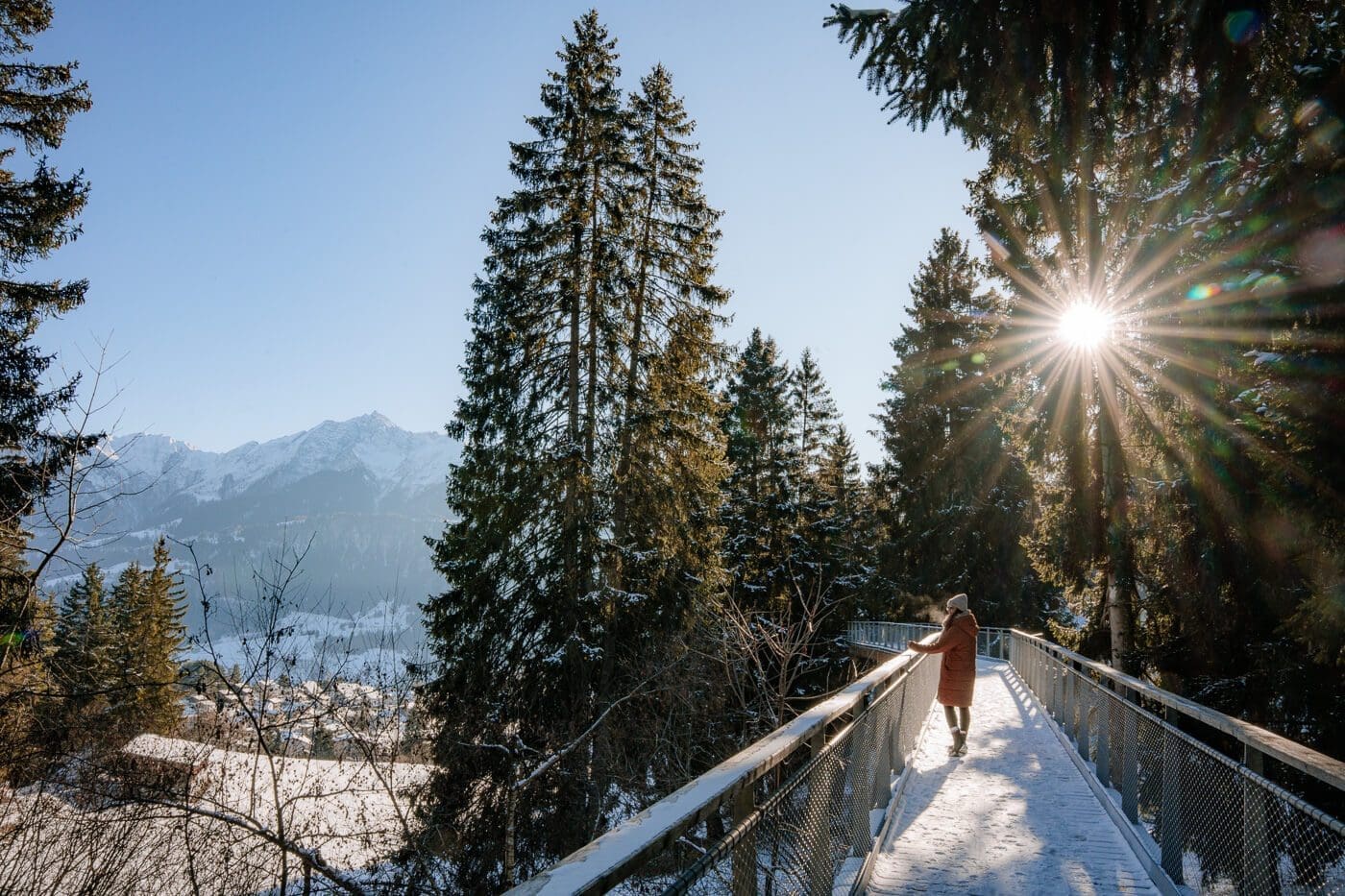 Abendstimmung auf dem Baumwipfelpfad in Flims Laax