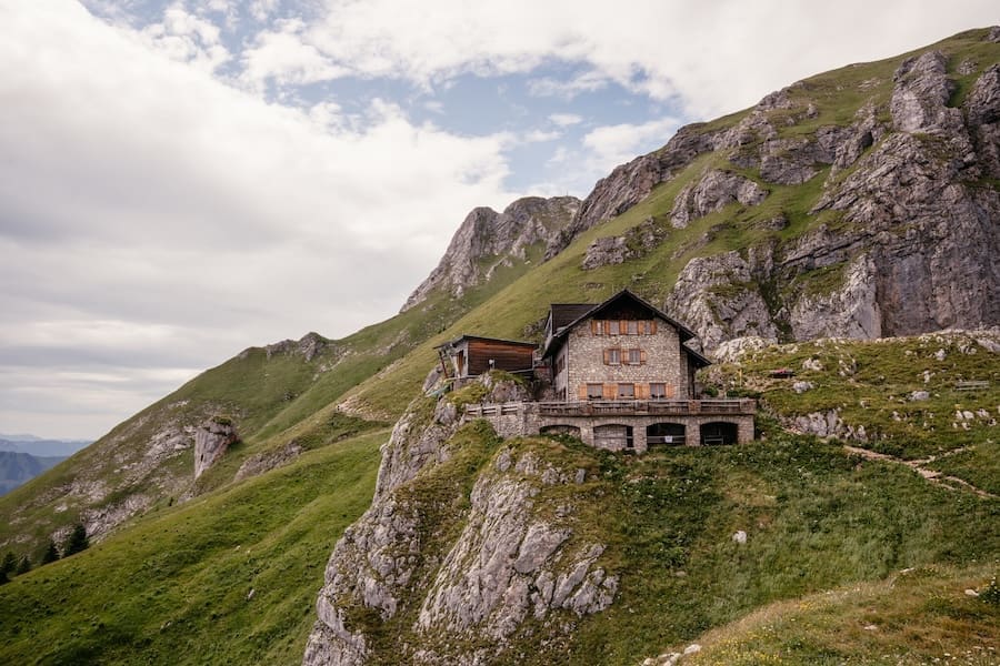Aggenstein hinter der Bad Kissinger Hütte