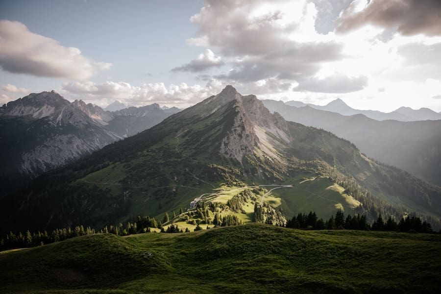 Sagenhafte Ausblicke warten im Tannheimer Tal